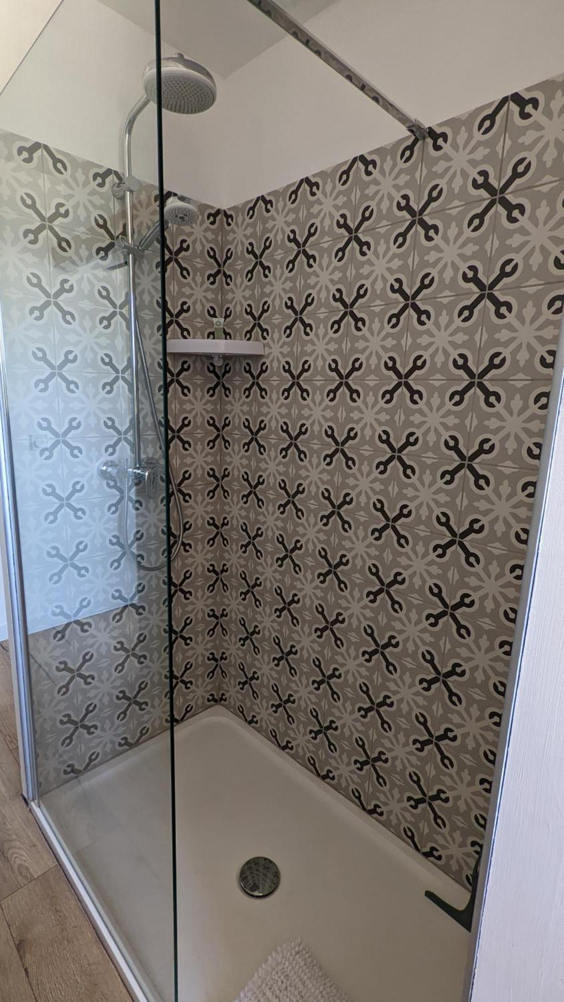 Chambre L A Tavel Εξωτερικό φωτογραφία